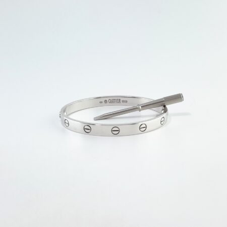 CARTIER LOVE 18KW BRACELET SIZE 17 - B4049
