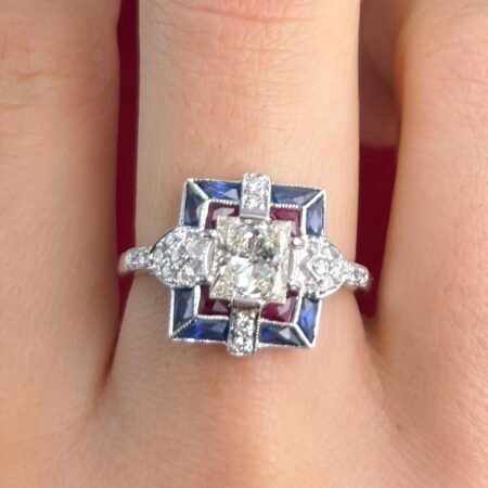 SAPPHIRE / RUBY & DIA 18KW RING - CR2000