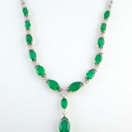 EMERALD & DIA PLAT NECKLACE - N6801