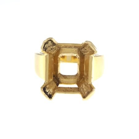 18KY SOLITAIRE RING MOUNTING - R10503