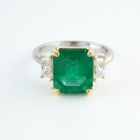 EMERALD & DIA 18KW RING - R11246