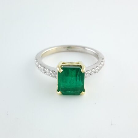 EMERALD & DIA 18KW RING - R11250