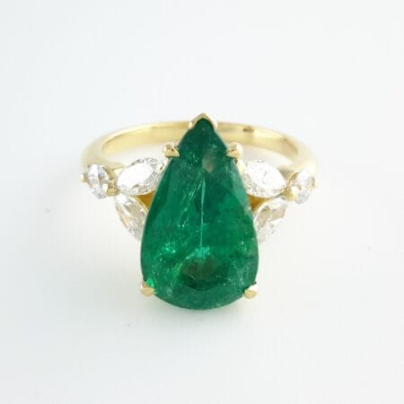 EMERALD & DIA 18KY RING - R11327