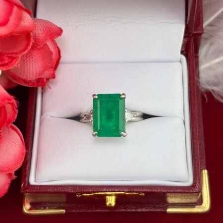 EMERALD & DIA PLAT RING - R11408
