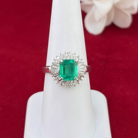 PLATINUM EMERALD DIA RING - R11434