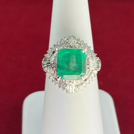 PLATINUM EMERALD DIA RING - R11444