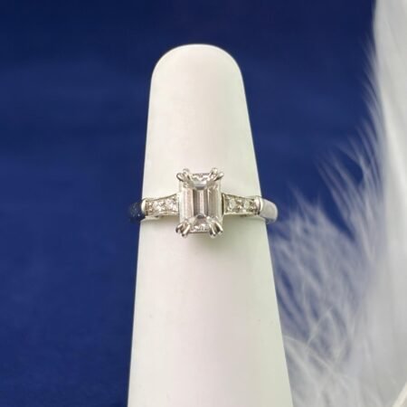 HARRY WINSTON DIA PLAT RING SIZE 3.25 - R11520