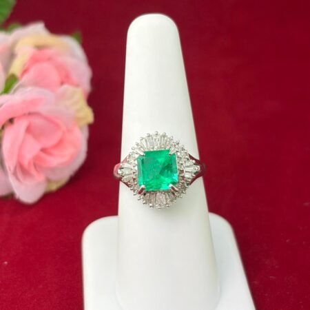 EMERALD DIA PLATINUM RING - R11534