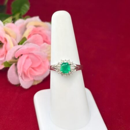 EMERALD DIA PLATINUM RING - R11547