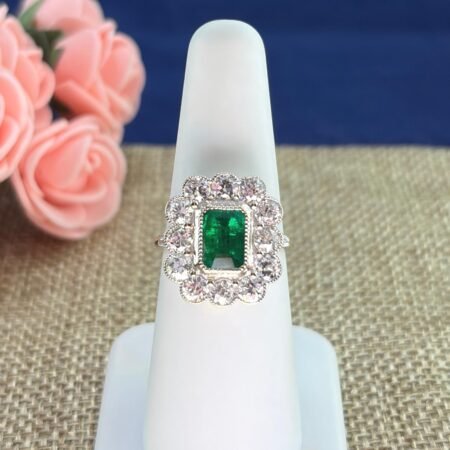EMERALD & DIA 18KW RING - R11590