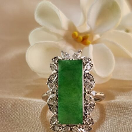 4.489 CT JADE DIAMOND PLATINUM RING - R11613