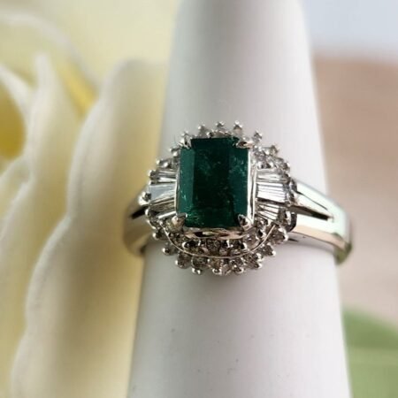 0.72 CT EMERALD DIA PLATINUM RING - R11626