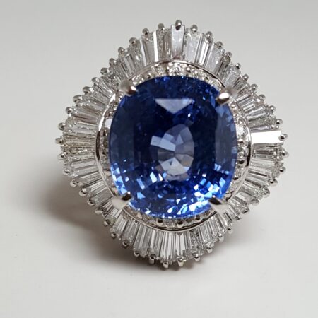 11.7ct OV SAPH GIA - R9576S